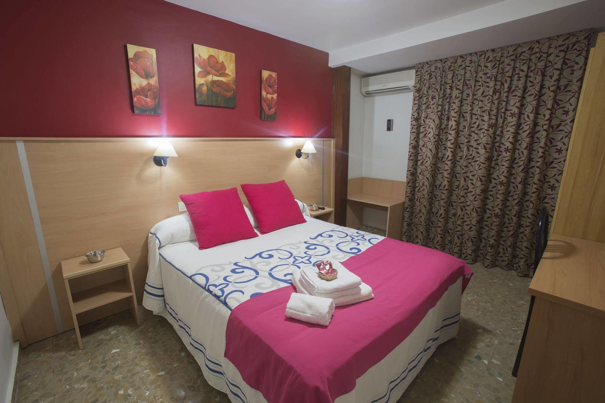 Hotel San Juan Miguelturra Zewnętrze zdjęcie