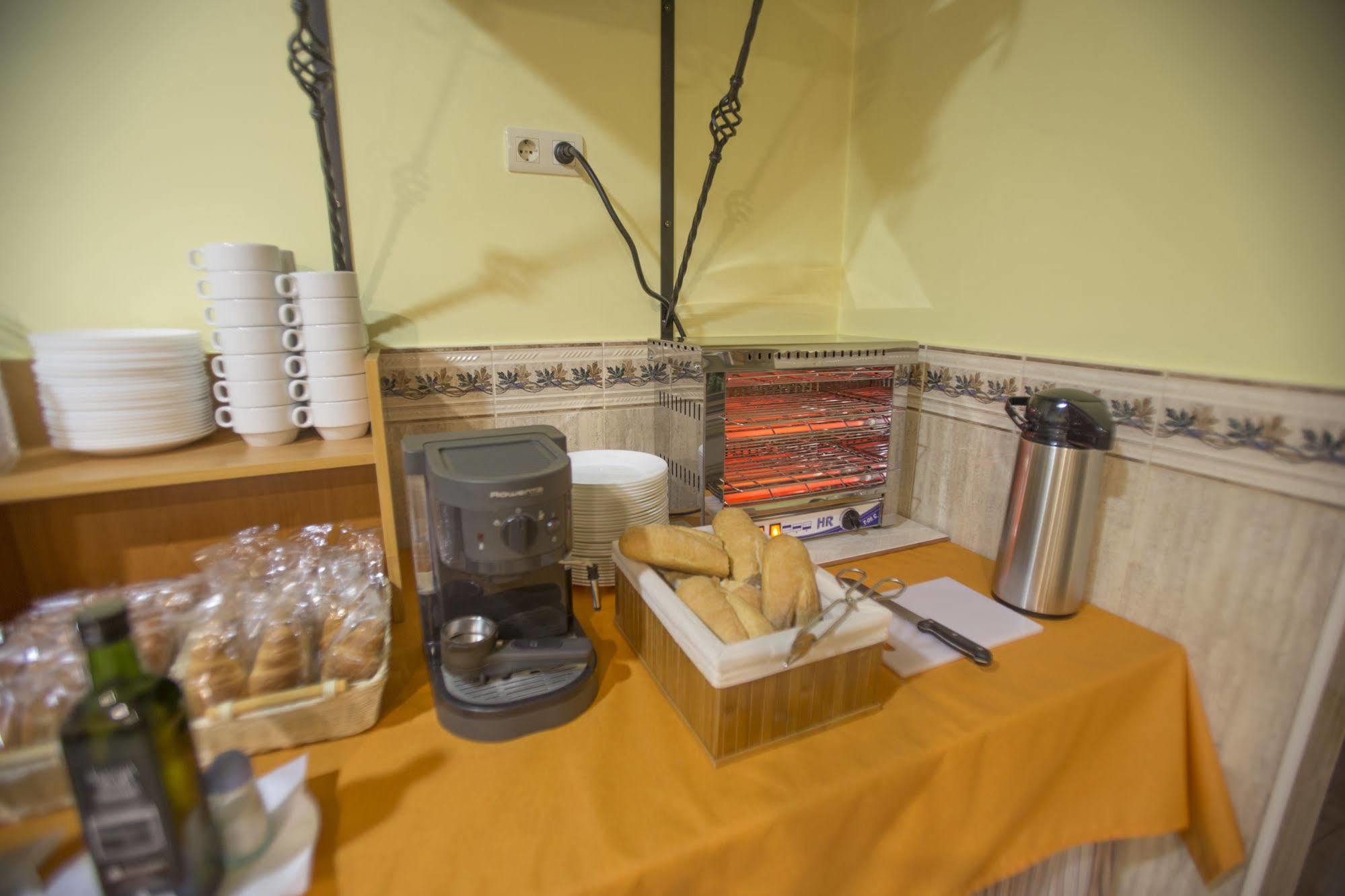 Hotel San Juan Miguelturra Zewnętrze zdjęcie